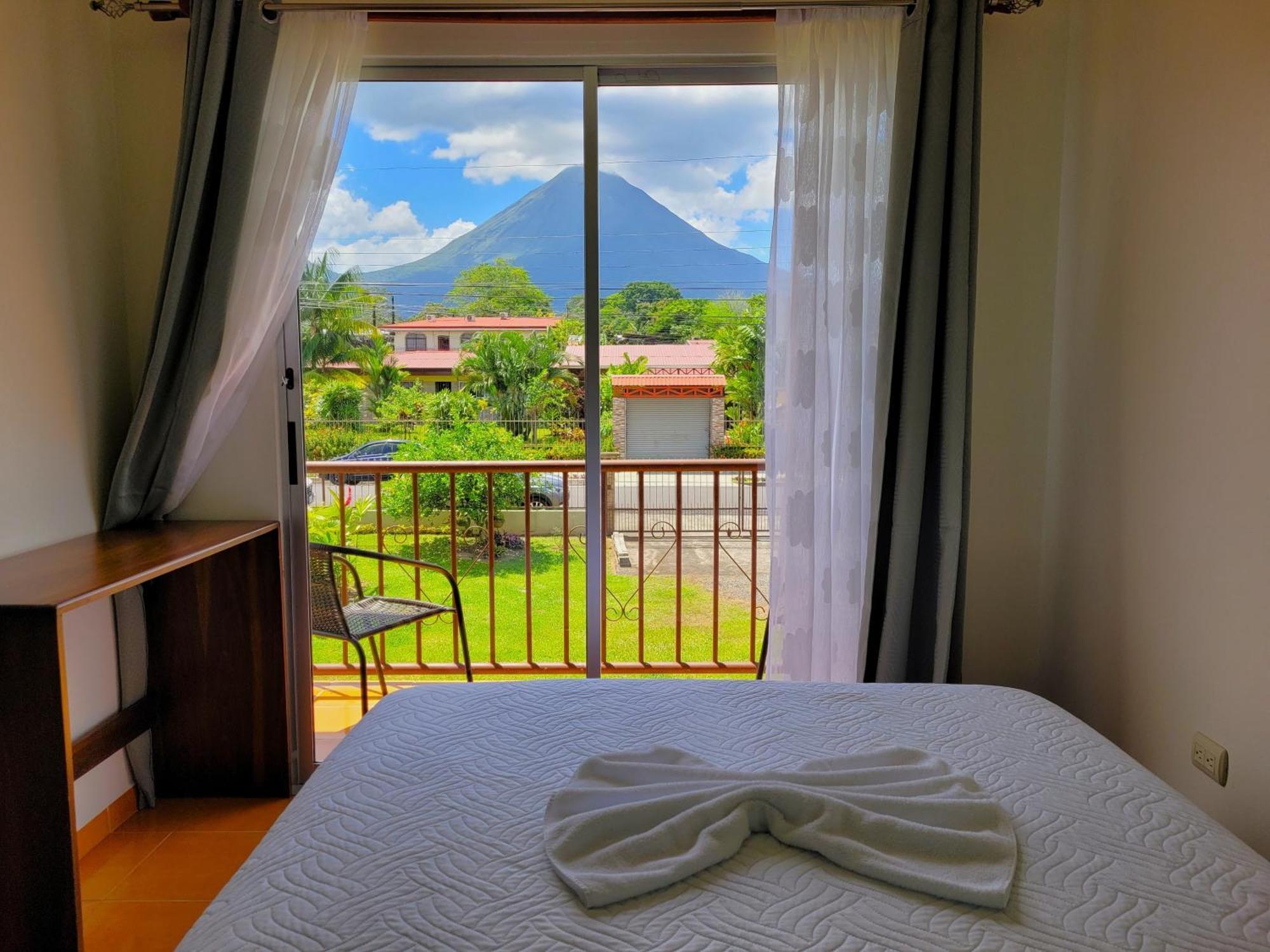 Volcano View Apartment *